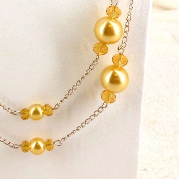 Nolan Miller Gold Tone Necklace Shell Pearls & Crystals 49" 1980s NWOT Perfect - Picture 2 of 4